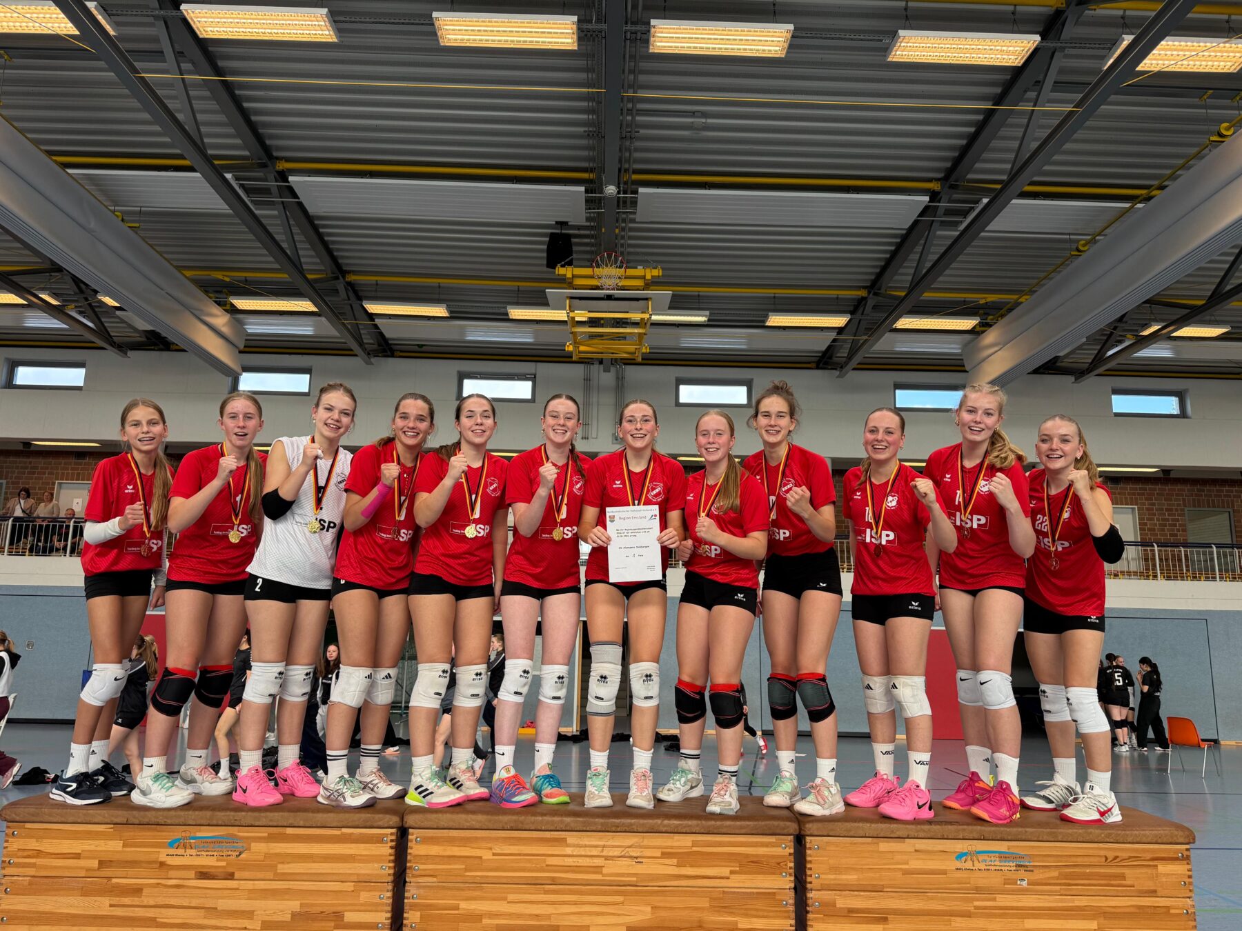 SVA Salzbergen gewinnt Regionsmeisterschaft der weiblichen U18 SVA Salzbergen gewinnt Regionsmeisterschaft der weiblichen U18
